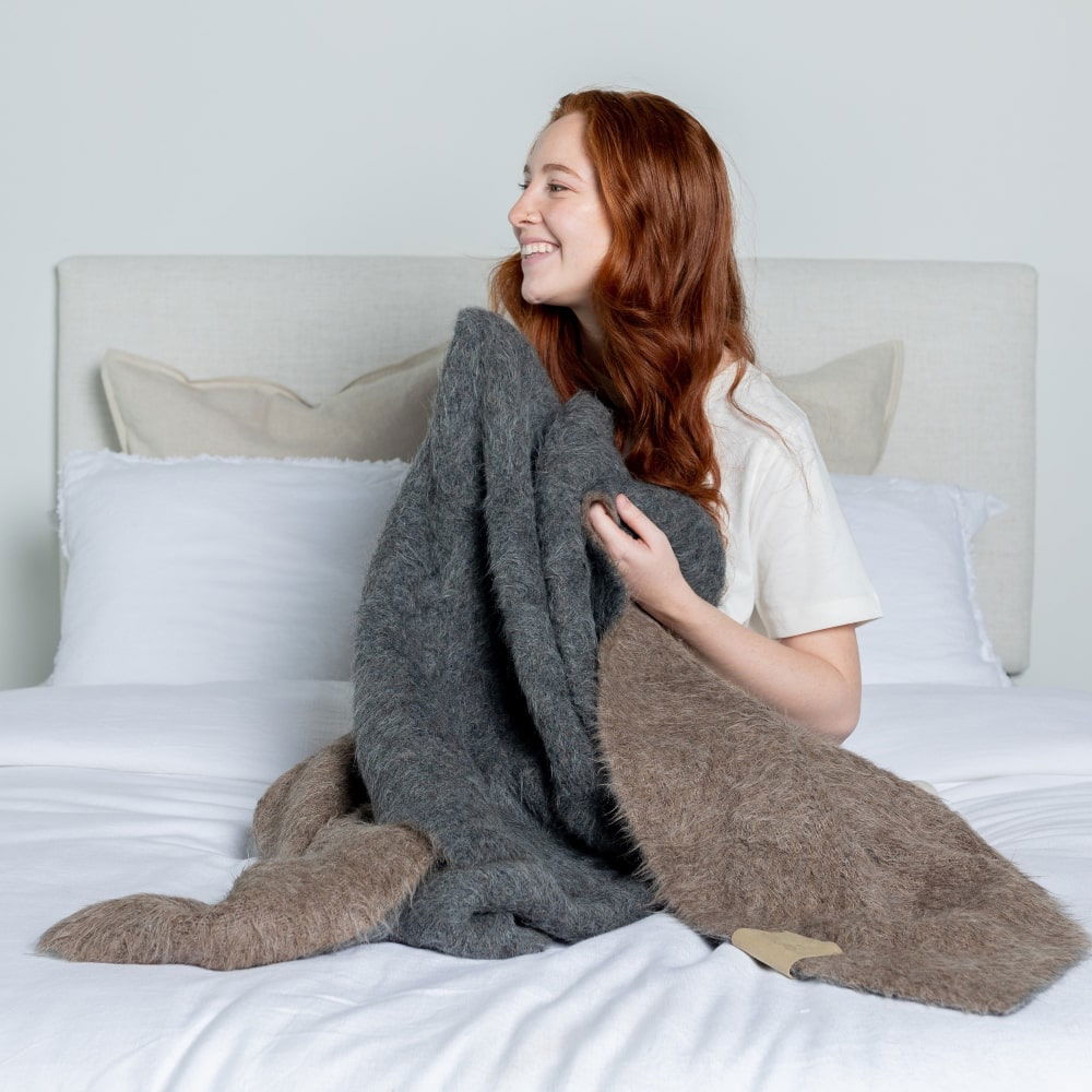 Suri Blanket | DDark Gray + Dark Brown