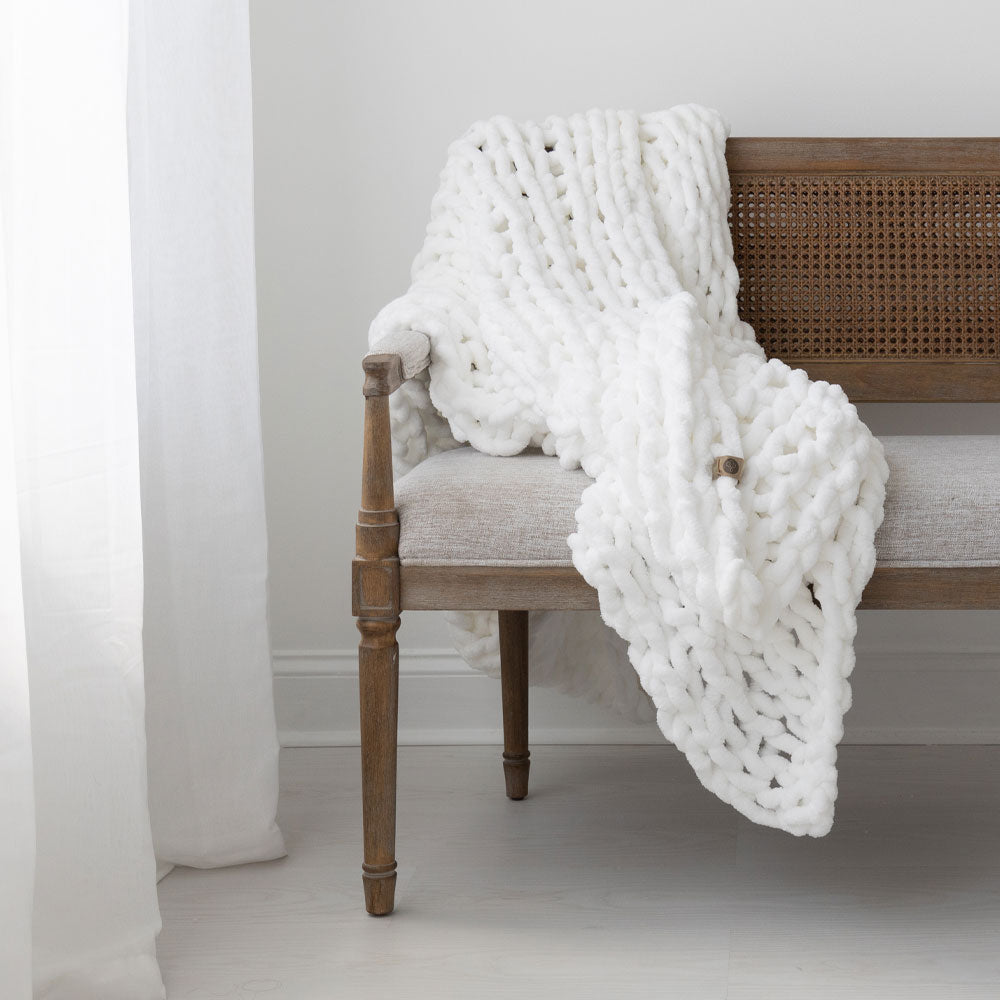 INFINITE CHUNKY KNIT BLANKET | MINKY | BIG - BLANC-9