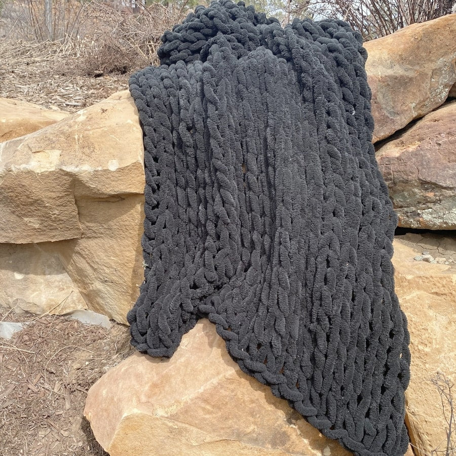 INFINITE CHUNKY KNIT BLANKET | MINKY | BIG - ONYX-5