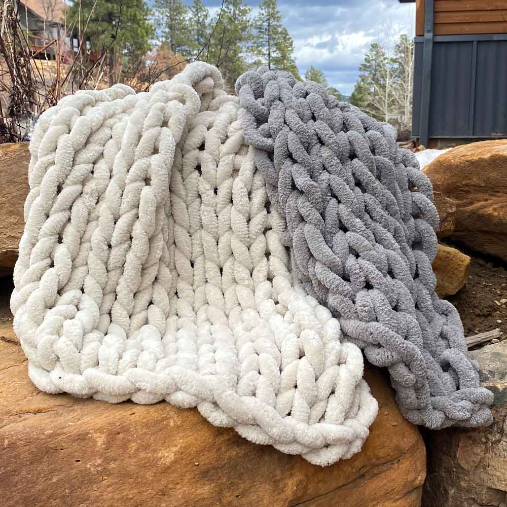 INFINITE CHUNKY KNIT BLANKET | MINKY | CUDDLE - MIST-5